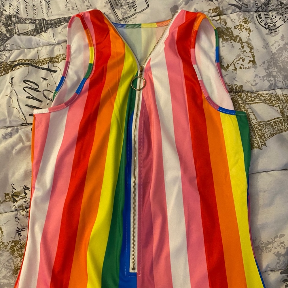 Dress - Picture 3 of 3